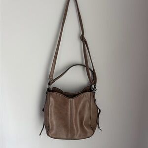 Realer Hobo Crossbody Bag-NWOT